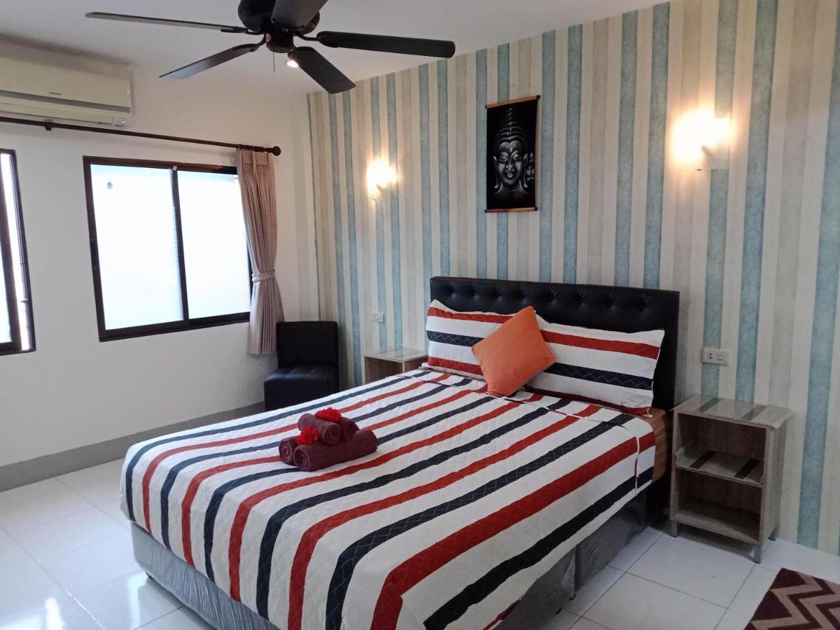 Living Room Guesthouse & Cafe Bar Karon Exterior foto